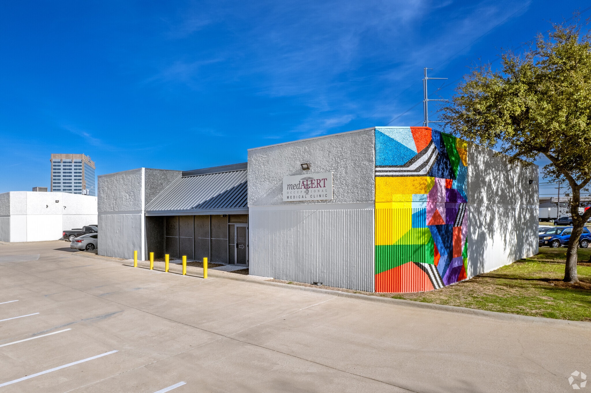 3137 Irving Blvd, Dallas, TX for lease Primary Photo- Image 1 of 16