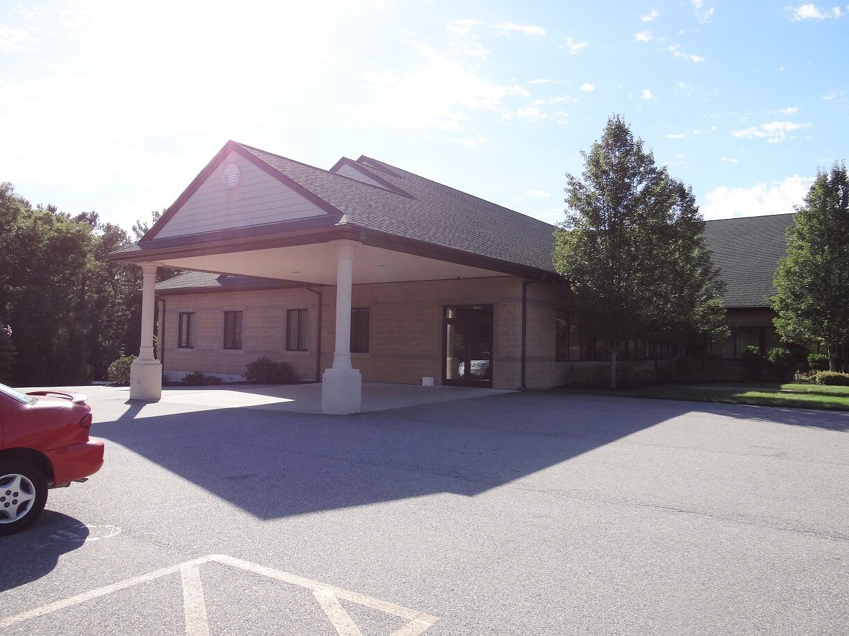 41 Sanderson Rd, Smithfield, RI 02917 Office for Lease