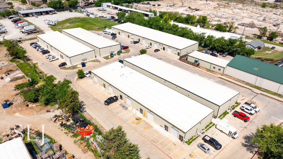 10357 Alta Vista Rd, Fort Worth, TX for sale - Primary Photo - Image 1 of 15