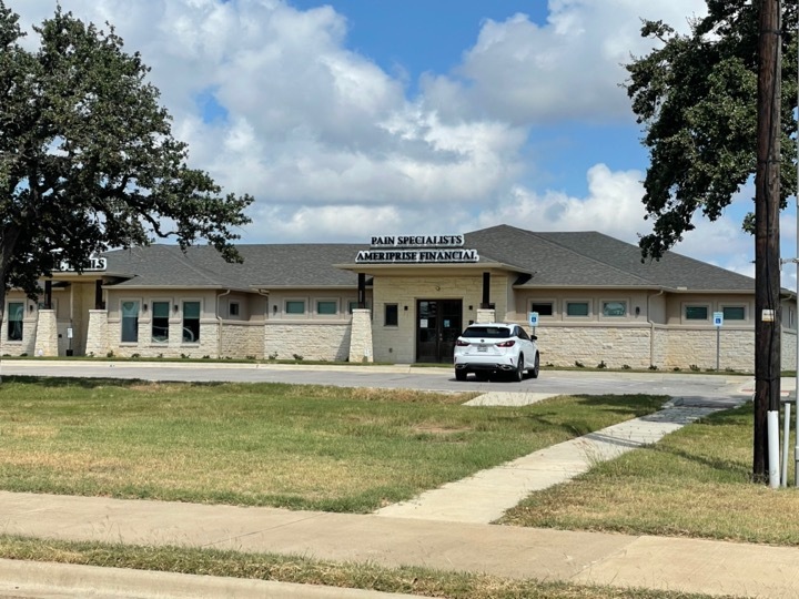 10252 W Adams Ave, Temple, TX 76502 | LoopNet