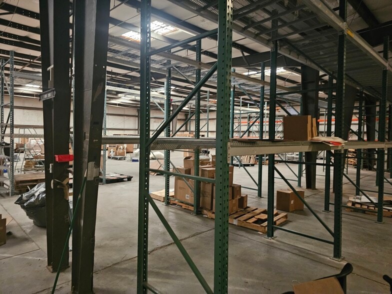 2154 E Rio Salado Pky, Tempe, AZ for lease - Interior Photo - Image 2 of 8