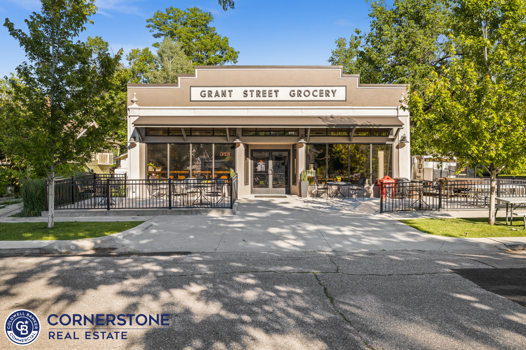 815 S Grant St - Grant Street Grocery, Casper, WY for sale Primary Photo- Image 1 of 1