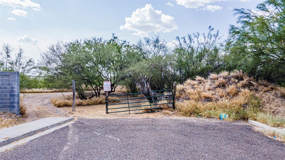 0 Ebony Ave, Laredo, TX for sale - Primary Photo - Image 1 of 10