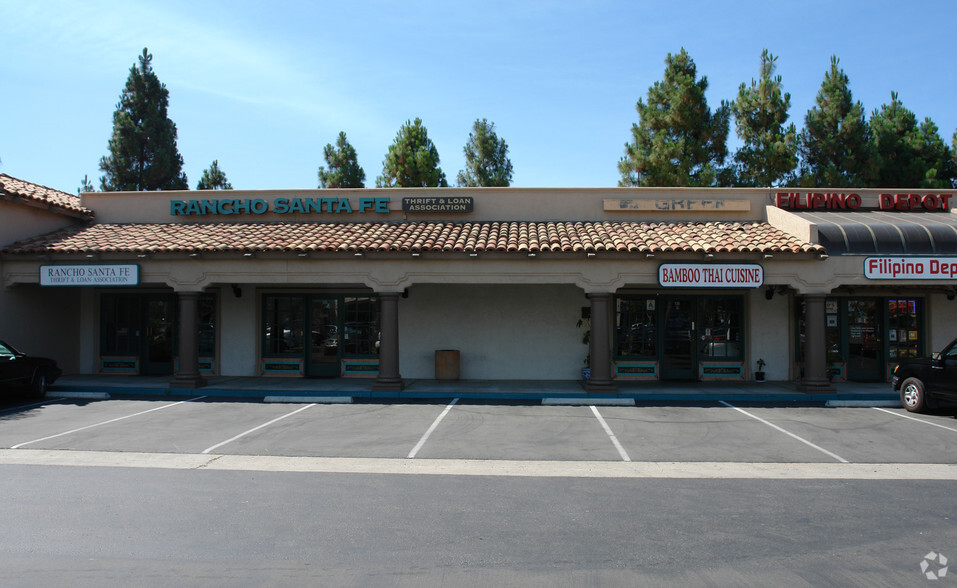 1001-1003 W San Marcos Blvd, San Marcos, CA for lease - Building Photo - Image 3 of 5