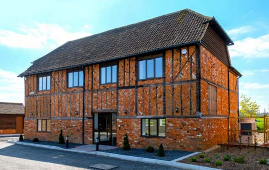 Warren House Rd, Wokingham for sale - Primary Photo - Image 1 of 1