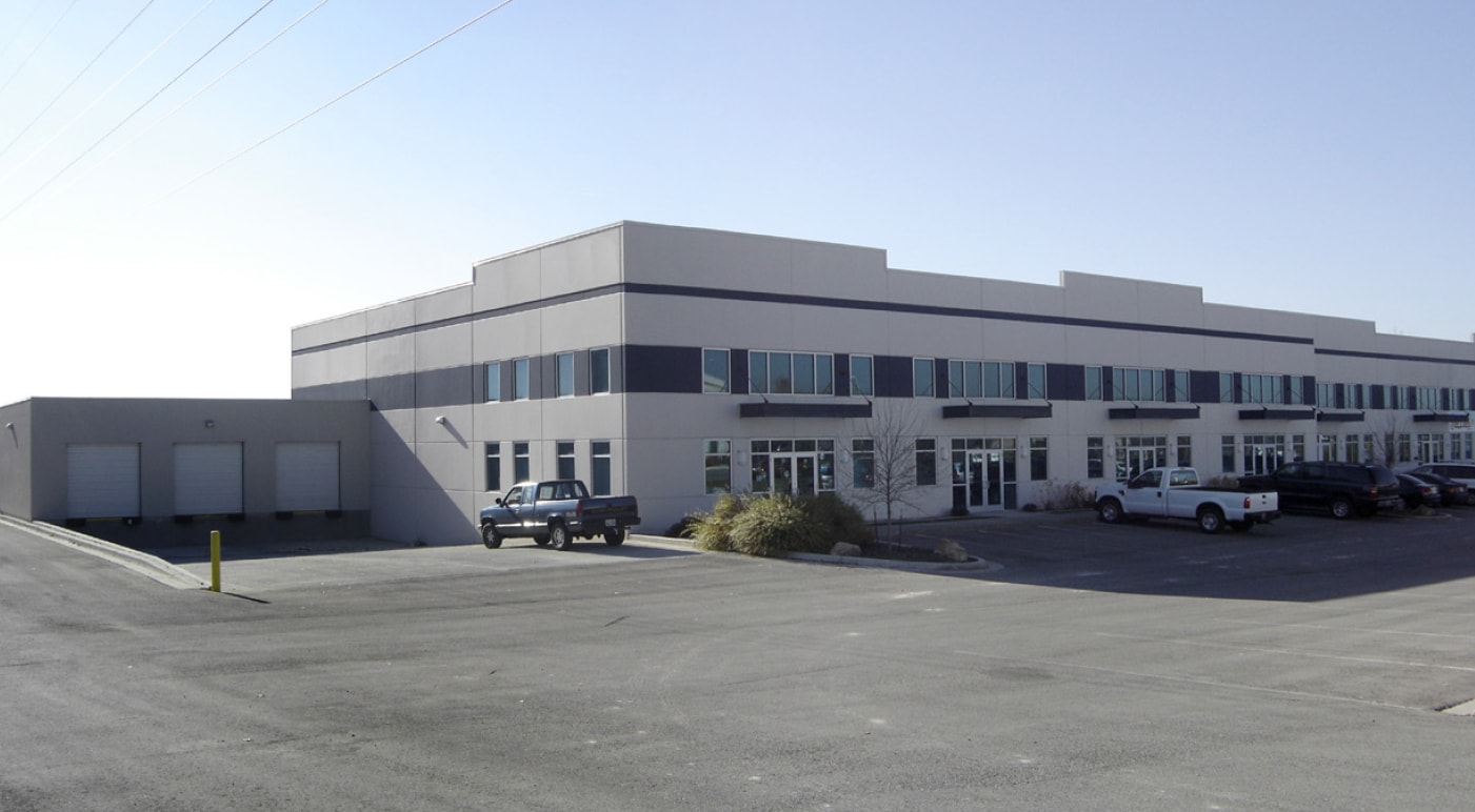 865 W 450 N, Kaysville, UT for lease Interior Photo- Image 1 of 3