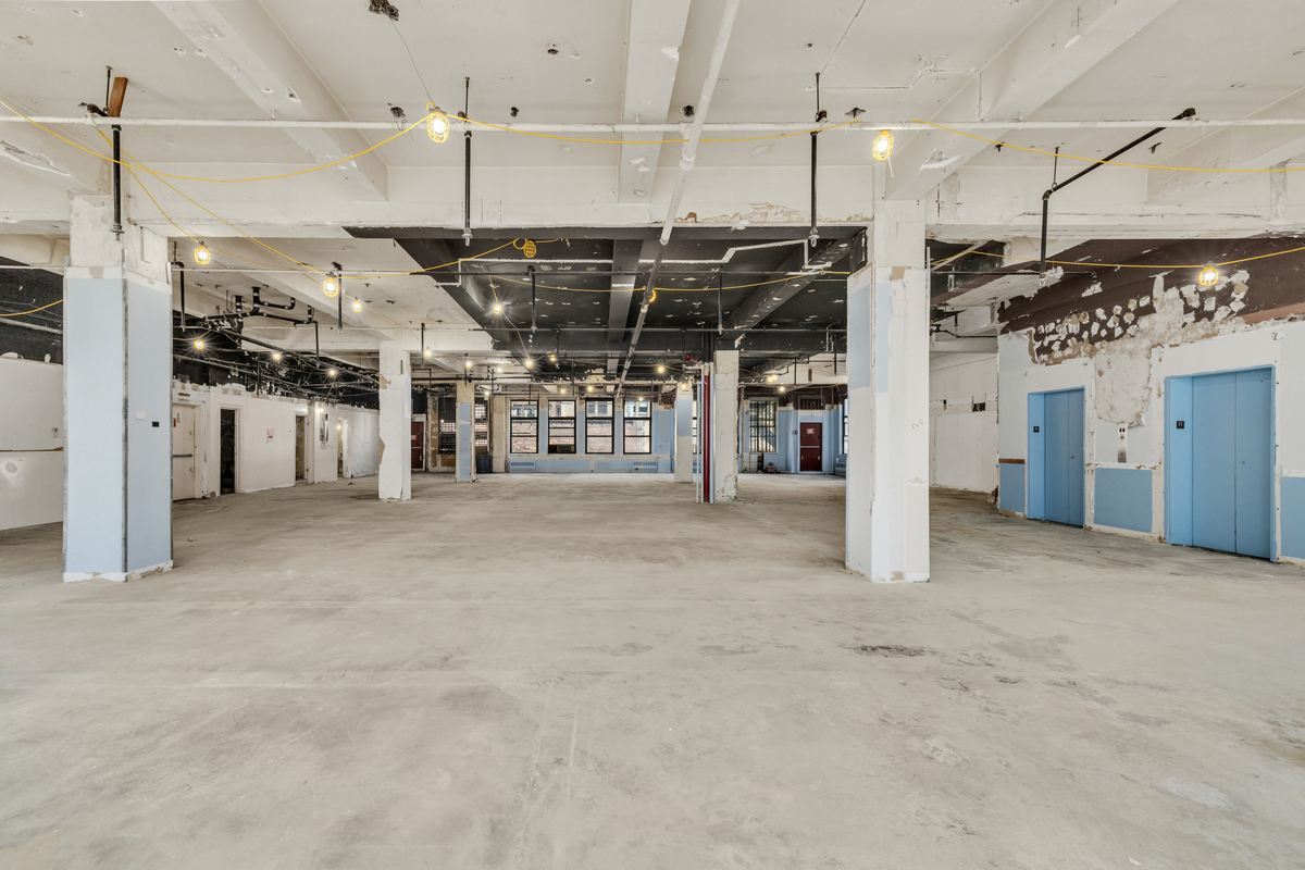 131 W 35th St, New York, NY 10001 - Unit Entire -  - Interior Photo - Image 1 of 6