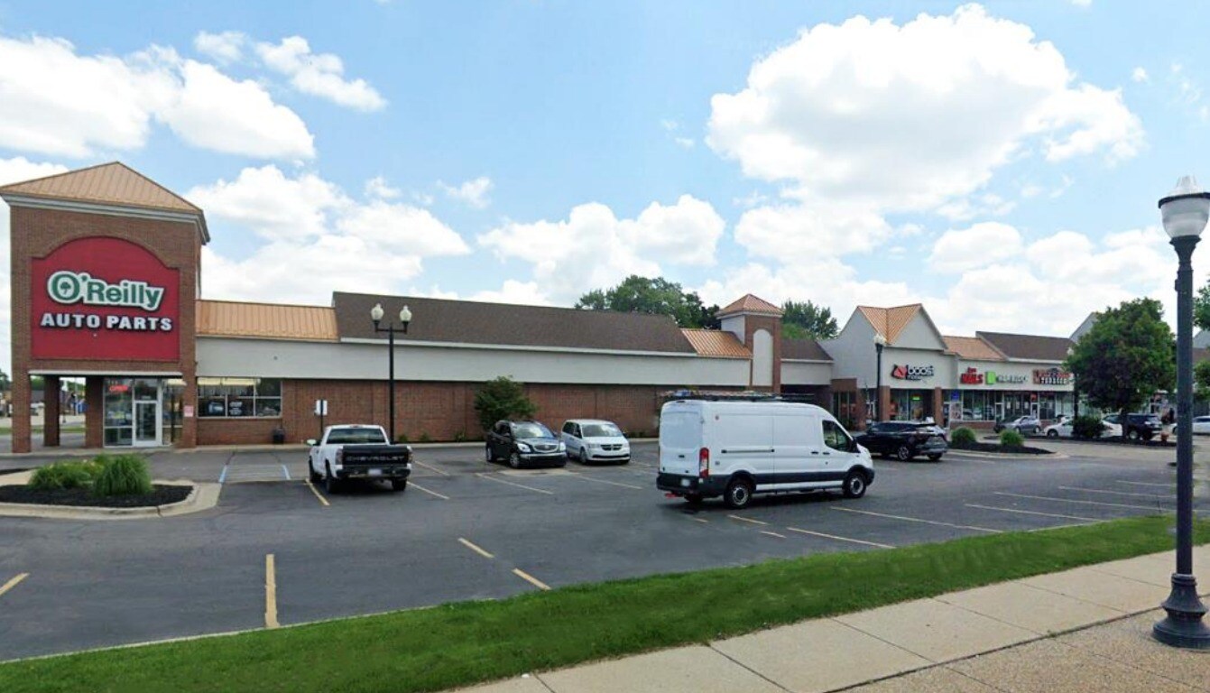 22900-22942 John R Rd, Hazel Park, MI for lease Building Photo- Image 1 of 6