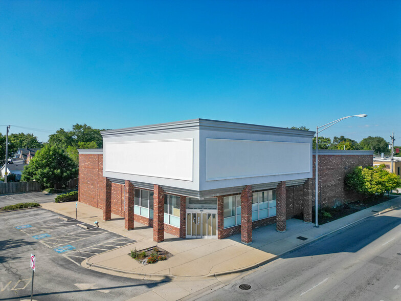 8911 Ogden Ave, Brookfield, IL for lease - Building Photo - Image 3 of 7