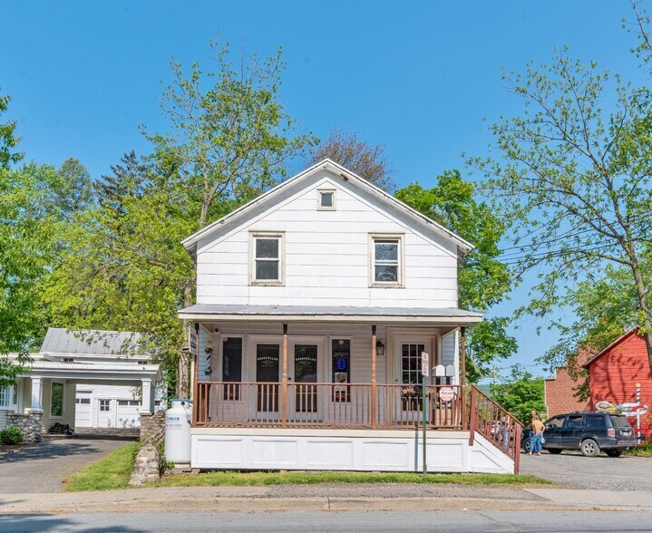 17 S Chestnut St, New Paltz, NY for sale - Building Photo - Image 1 of 1