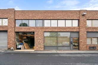 8480-8486 Tyco Rd, Vienna, VA for lease Interior Photo- Image 2 of 26