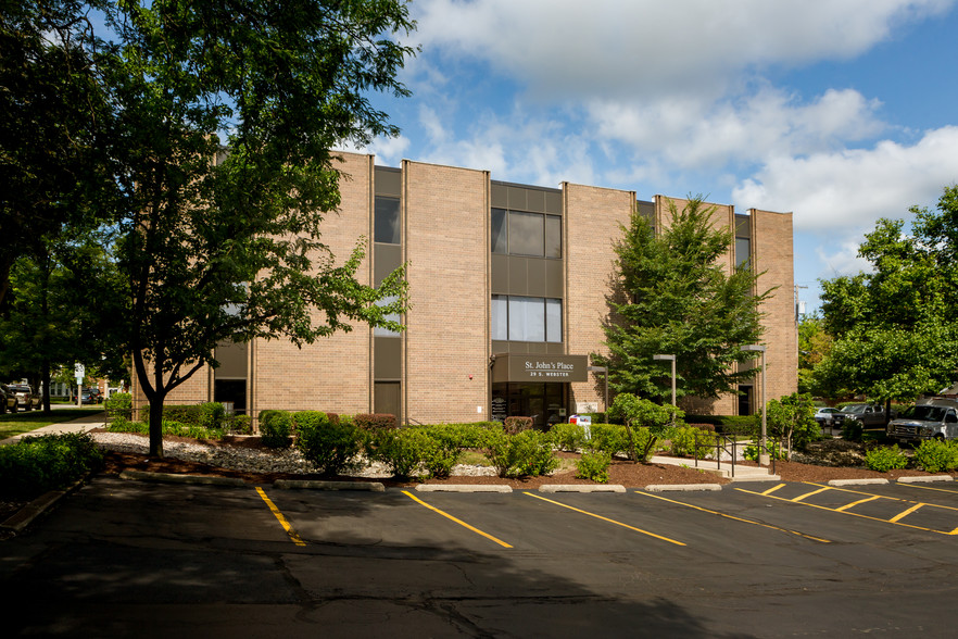 29 S Webster St, Naperville, IL for lease - Building Photo - Image 2 of 9