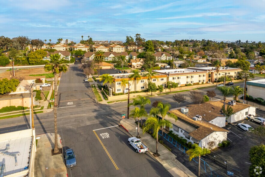312 S Juniper St, Escondido, CA for sale - Building Photo - Image 2 of 4