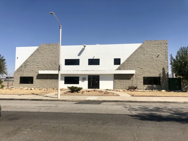 44528 Beech Ave, Lancaster, CA for sale - Building Photo - Image 1 of 1