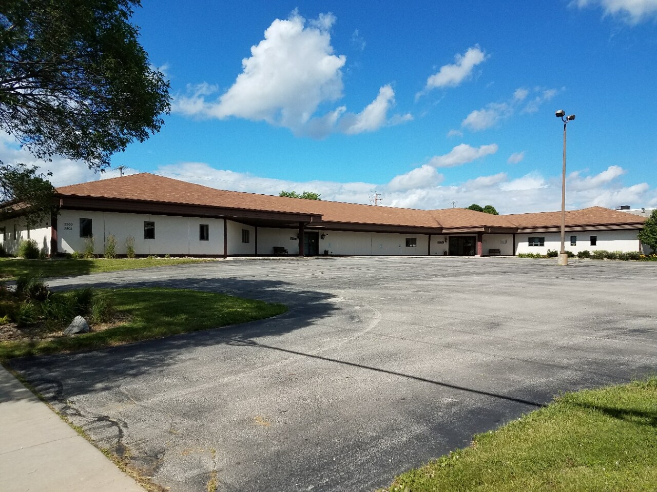 2900-2902 N Mason St, Appleton, WI for sale Primary Photo- Image 1 of 1