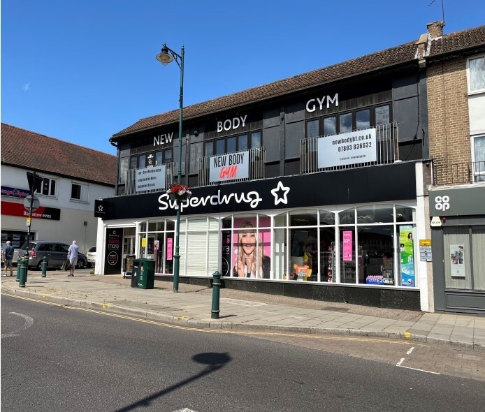 106-108 High St, Rayleigh for sale Primary Photo- Image 1 of 1