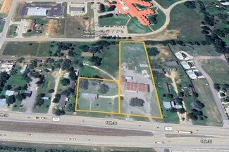 More details for 2119-2125 10th St, Floresville, TX - Land for Sale