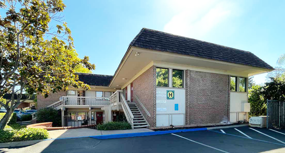 2021 Ygnacio Valley Rd, Walnut Creek, CA for lease - Building Photo - Image 1 of 4