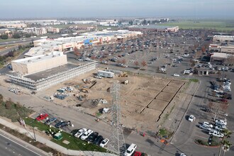 2185 Bronze Star Dr, Woodland, CA - AERIAL  map view - Image1