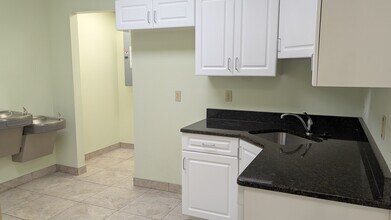 48581-48625 Hayes Rd, Shelby Township, MI for lease Interior Photo- Image 2 of 4