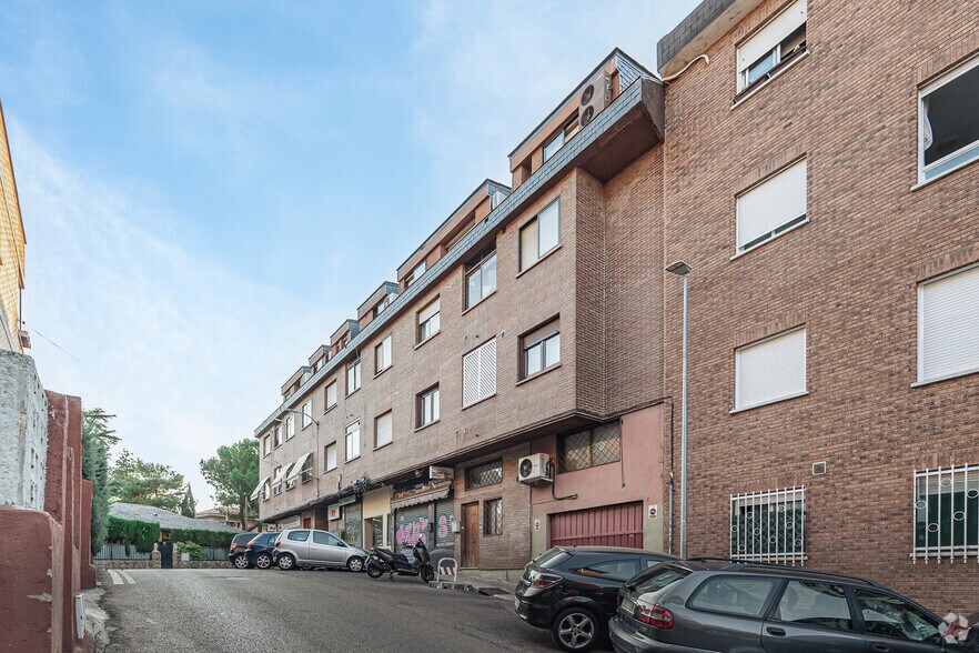 Calle Nueva, 16, Las Rozas de Madrid, Madrid for sale - Building Photo - Image 2 of 2