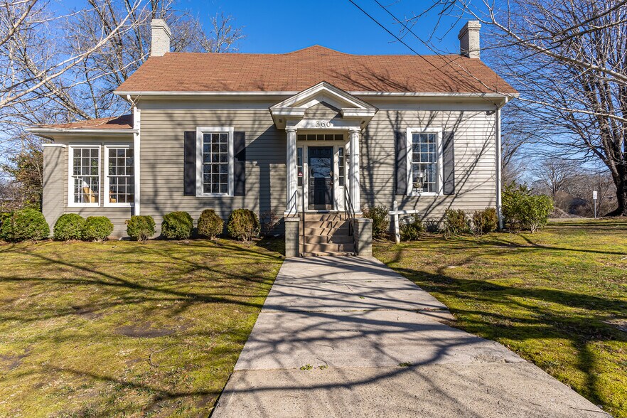 360 E Main St, Canton, GA for sale - Building Photo - Image 1 of 1