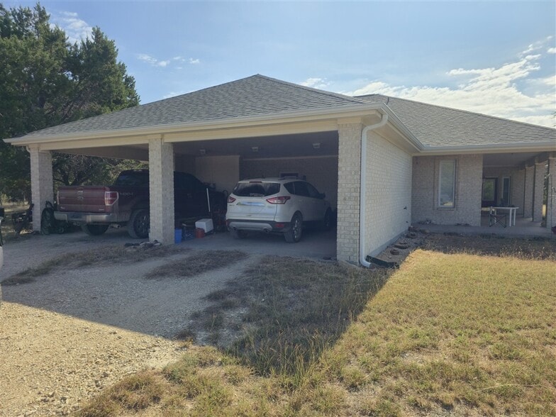 543 County Road 4620, Kempner, TX for sale - Primary Photo - Image 3 of 87