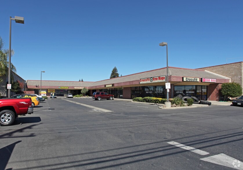 4213 Mchenry Ave, Modesto, CA for lease - Primary Photo - Image 1 of 3