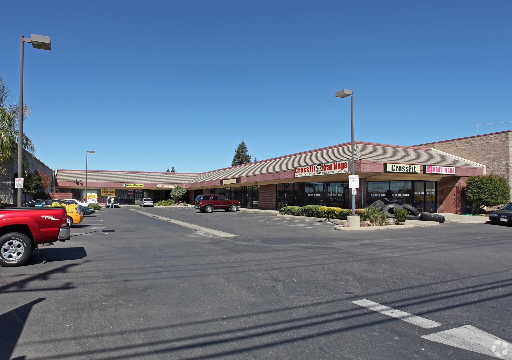 4213 Mchenry Ave, Modesto, CA for lease Primary Photo- Image 1 of 4