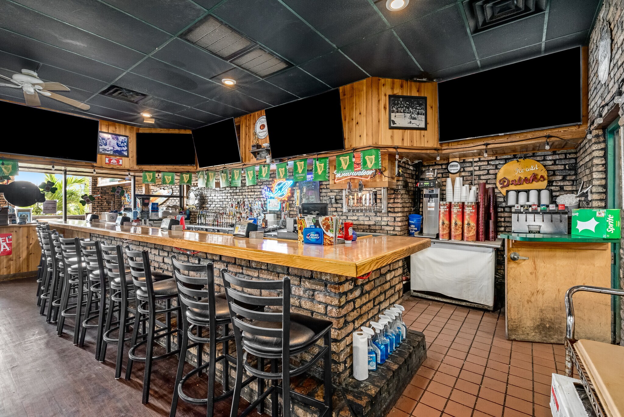 724 S Patrick Dr, Satellite Beach, FL for sale Building Photo- Image 1 of 1