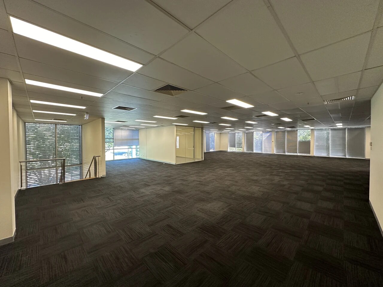 89 Cook St, Port Melbourne for lease Interior Photo- Image 1 of 2