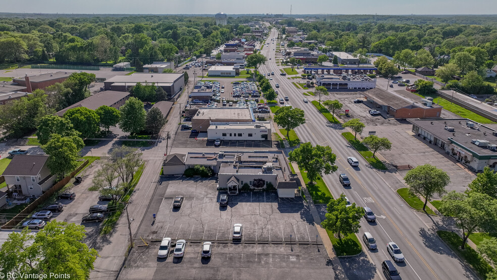 1219 Ogden Ave, Downers Grove, IL for sale - Aerial - Image 1 of 35