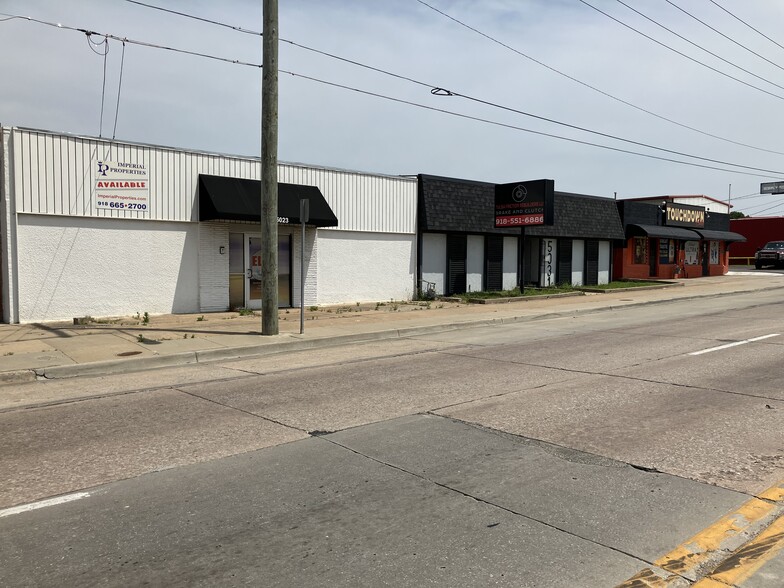 5023 E Admiral Pl, Tulsa, OK for sale - Building Photo - Image 1 of 1