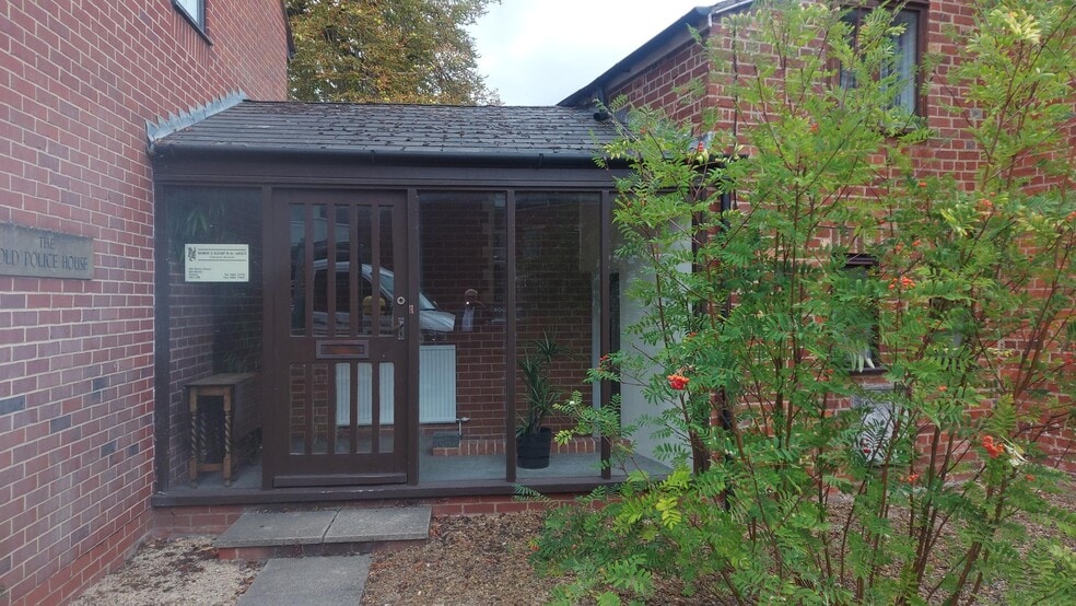 16 West Way, Oxford for lease - Building Photo - Image 2 of 7