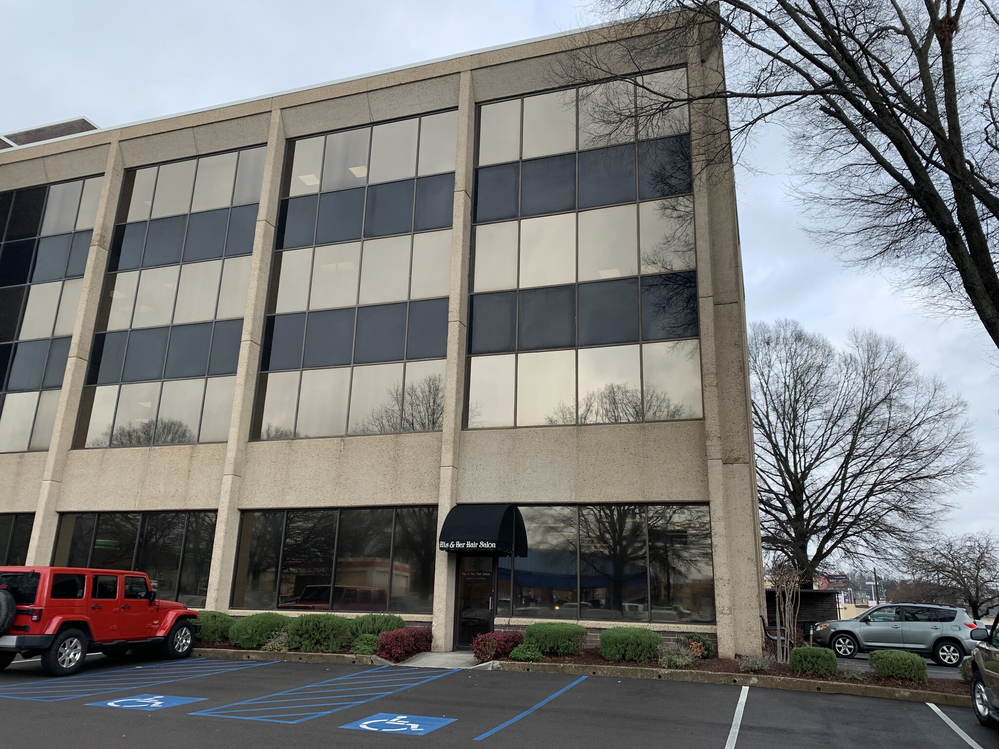 2120 Northgate Park Ln, Chattanooga, TN for lease Building Photo- Image 1 of 1