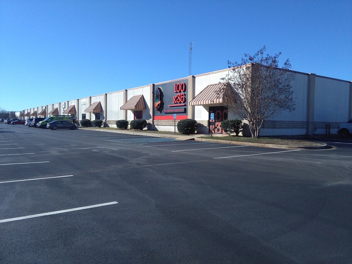 9580 Madison Blvd, Madison, AL 35758