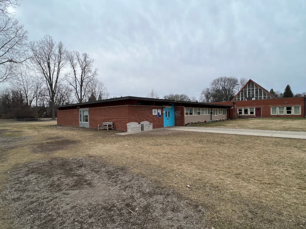 16360 Hubbard St, Livonia, MI for lease Primary Photo- Image 1 of 5