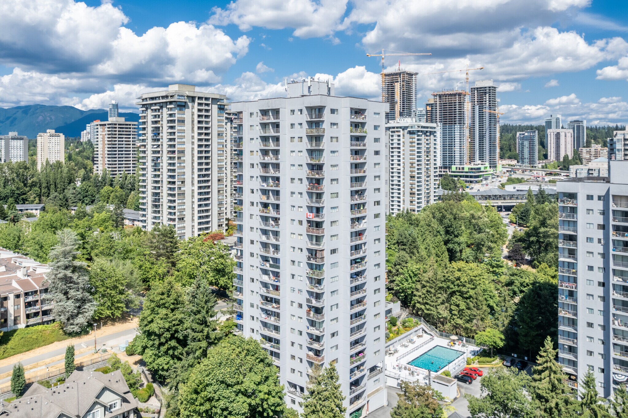 9380 Cardston Crt, Burnaby, BC for sale Primary Photo- Image 1 of 1