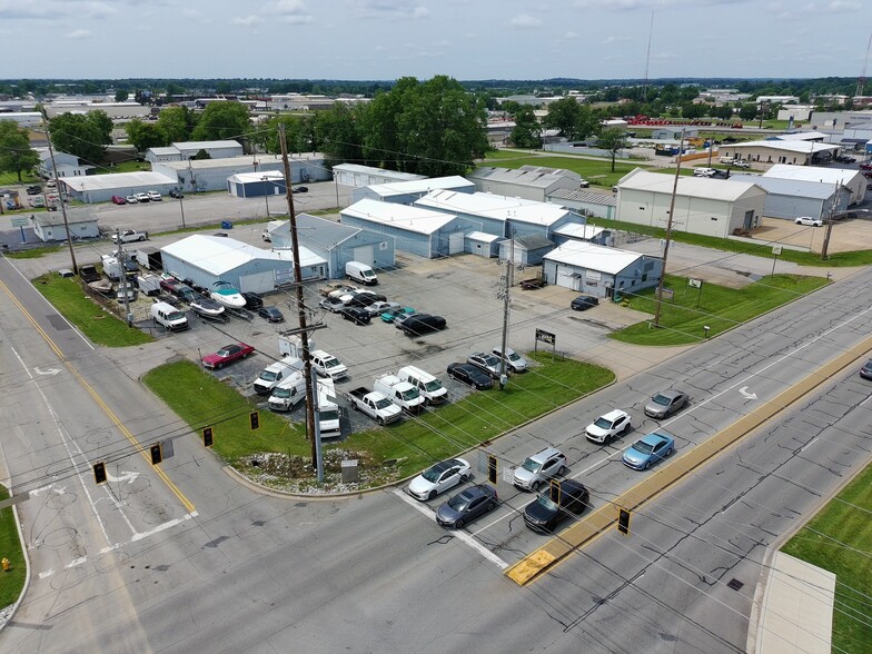 Multi-Tenant Inv./Redevelopment Site portfolio of 4 properties for sale on LoopNet.com - Building Photo - Image 1 of 18