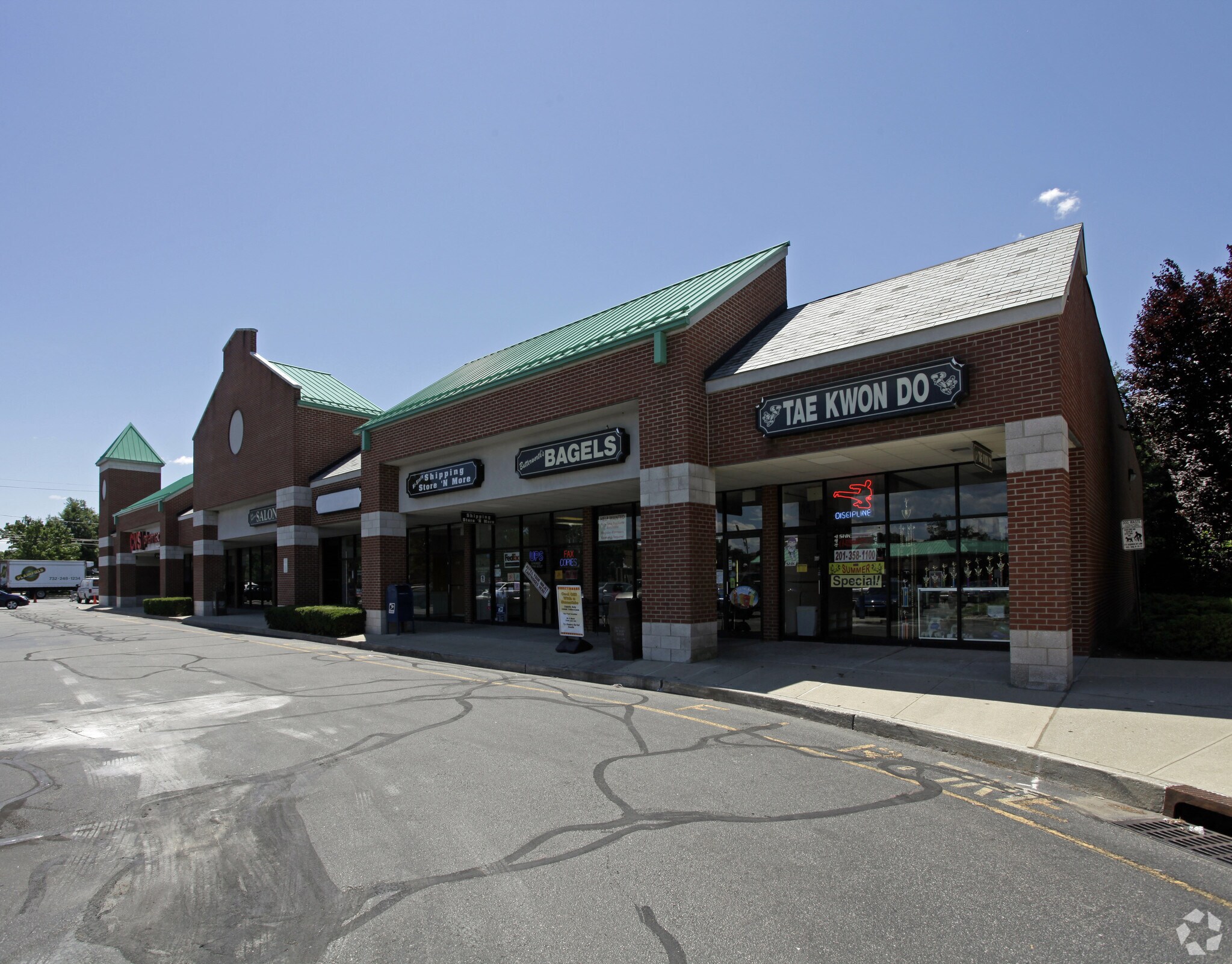 216 Old Tappan Rd, Old Tappan, NJ for lease Building Photo- Image 1 of 5