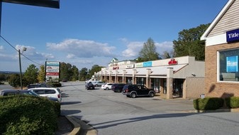 3965 Victory Drive Retail Center - Storefront Property