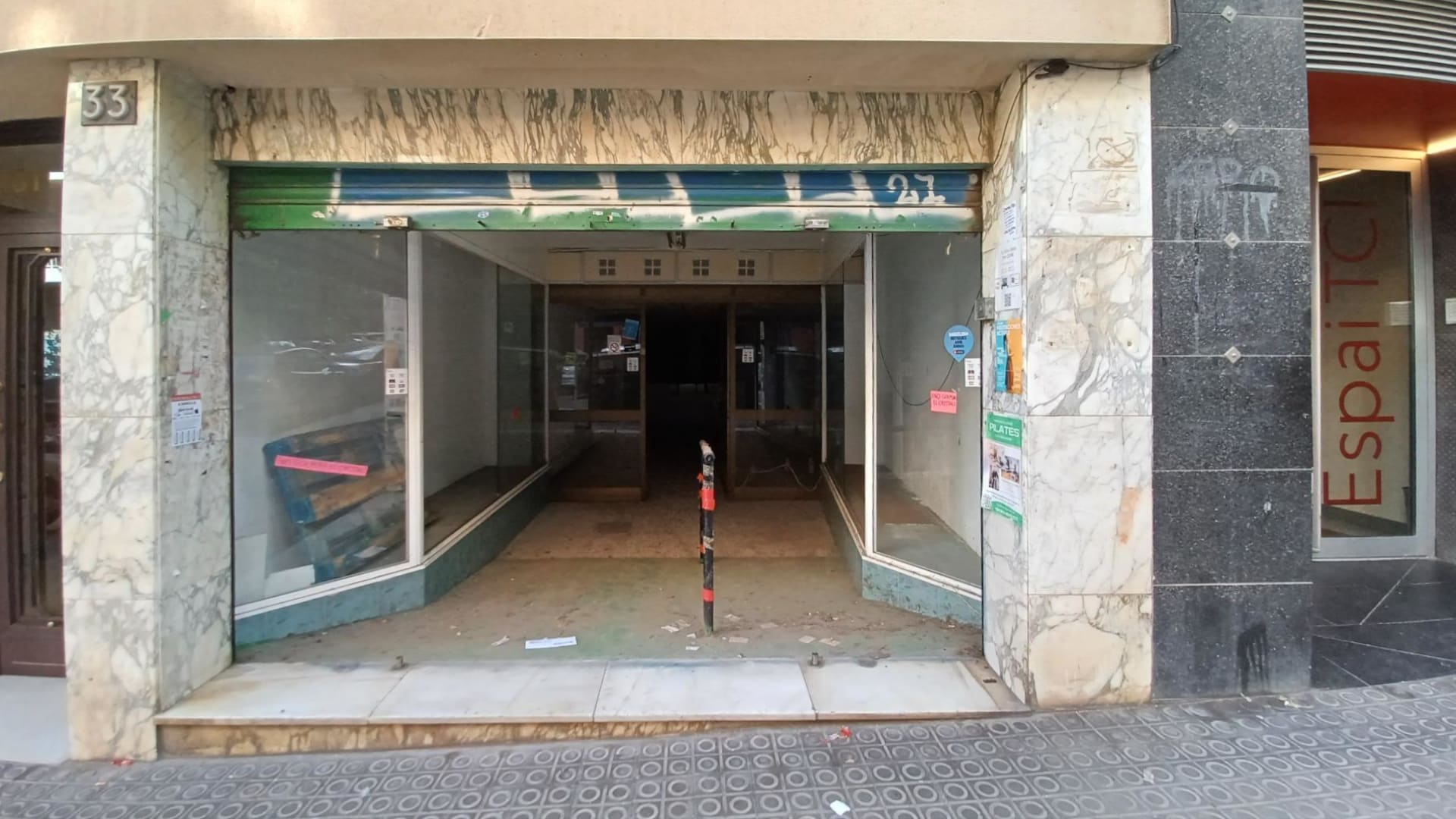 Retail in Barcelona, Barcelona for lease Interior Photo- Image 1 of 10