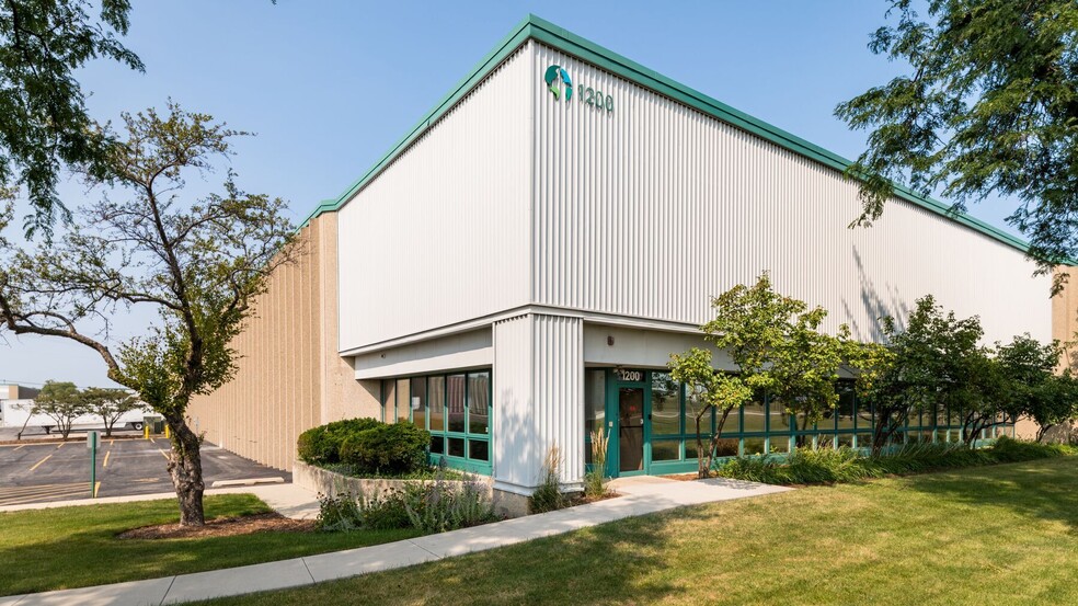1200-1290 Thorndale Ave, Elk Grove Village, IL for lease - Building Photo - Image 1 of 7
