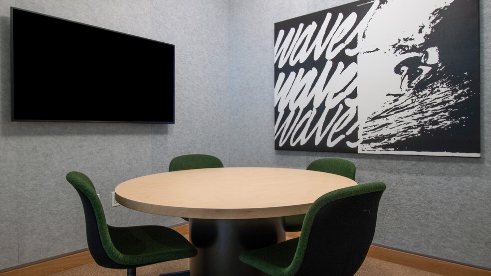 7272 Wisconsin Ave, Bethesda, MD for lease - Interior Photo - Image 2 of 38