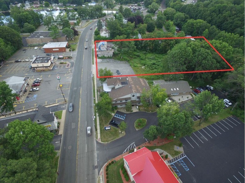 137 Lakeside Blvd, Landing, NJ for sale - Building Photo - Image 1 of 1