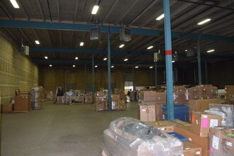 3201-3273 S Platte River Dr, Englewood, CO for lease Building Photo- Image 1 of 7