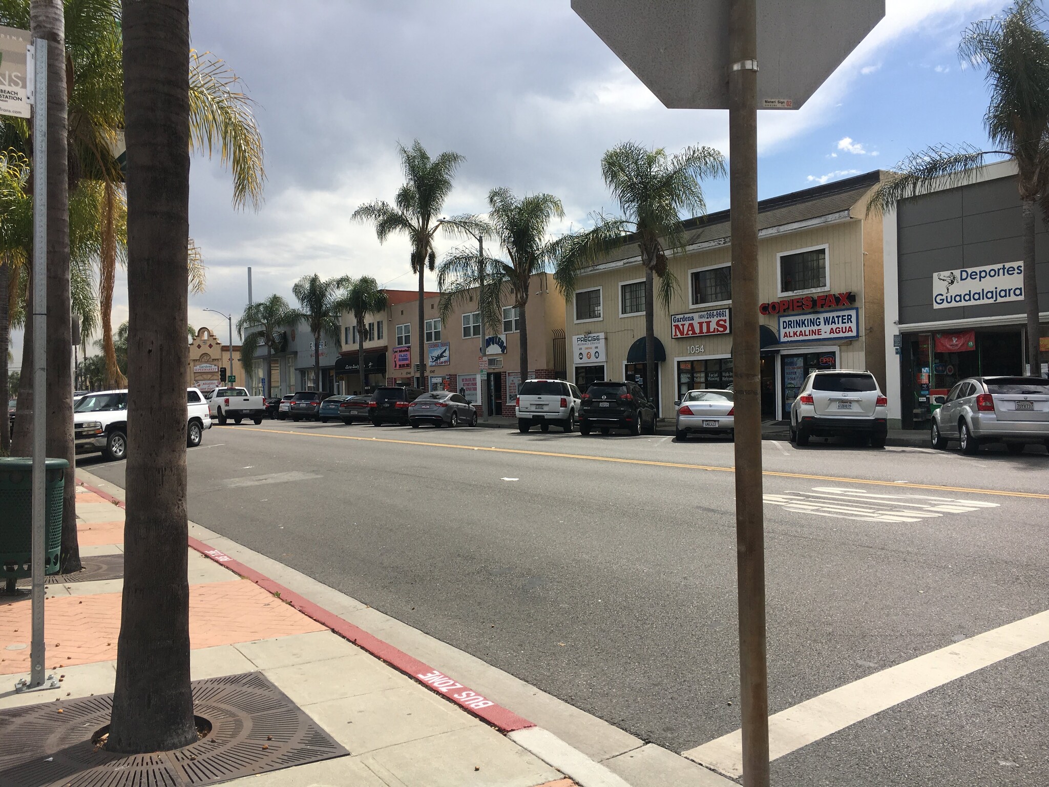 1049 W Gardena Blvd, Gardena, CA 90247 - Retail for Sale | LoopNet.com