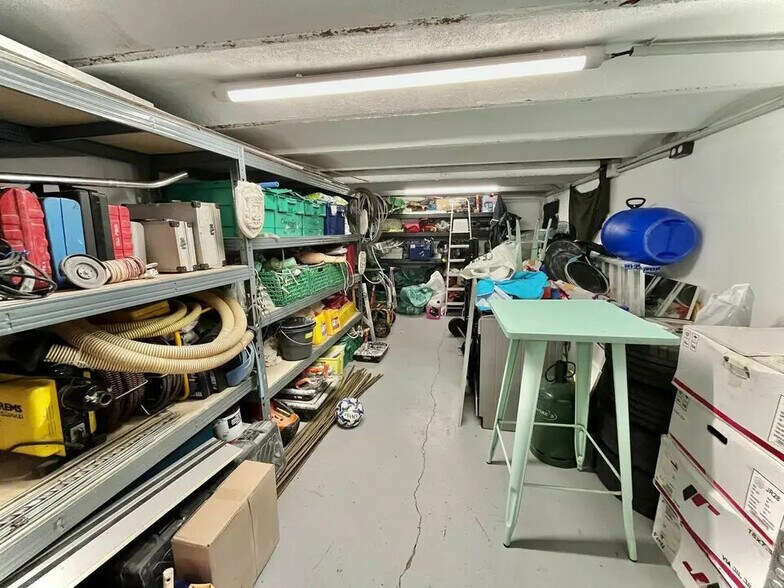 Industrial in Nice for sale - Building Photo - Image 3 of 3