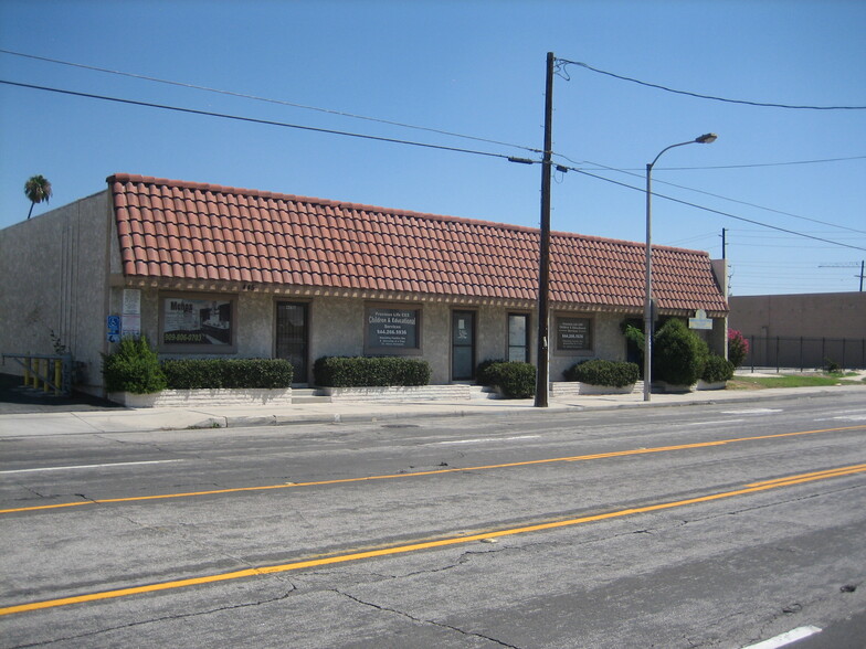 445-475 S Arrowhead Ave, San Bernardino, CA for lease - Primary Photo - Image 1 of 13