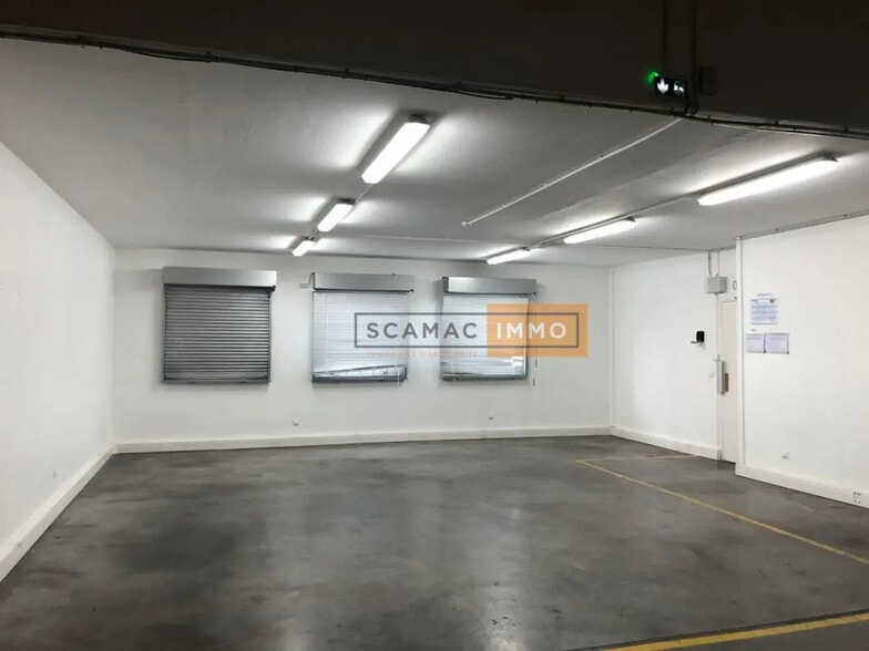 Office in Gennevilliers for lease - Building Photo - Image 3 of 7